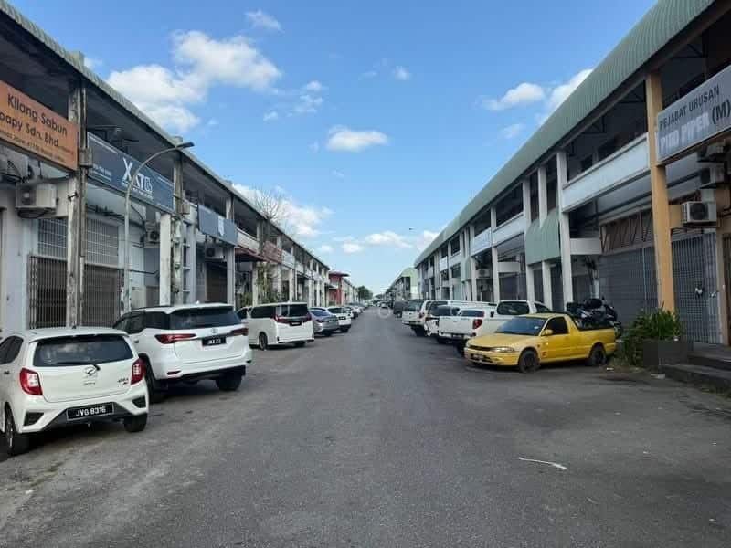 1.5 Storey Factory Permas Jaya 2