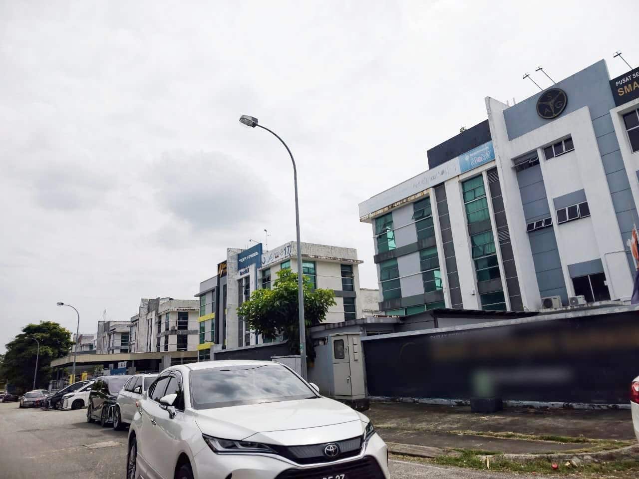 3 Storey Cluster Factory Mutiara Emas @ Mount Austin 2