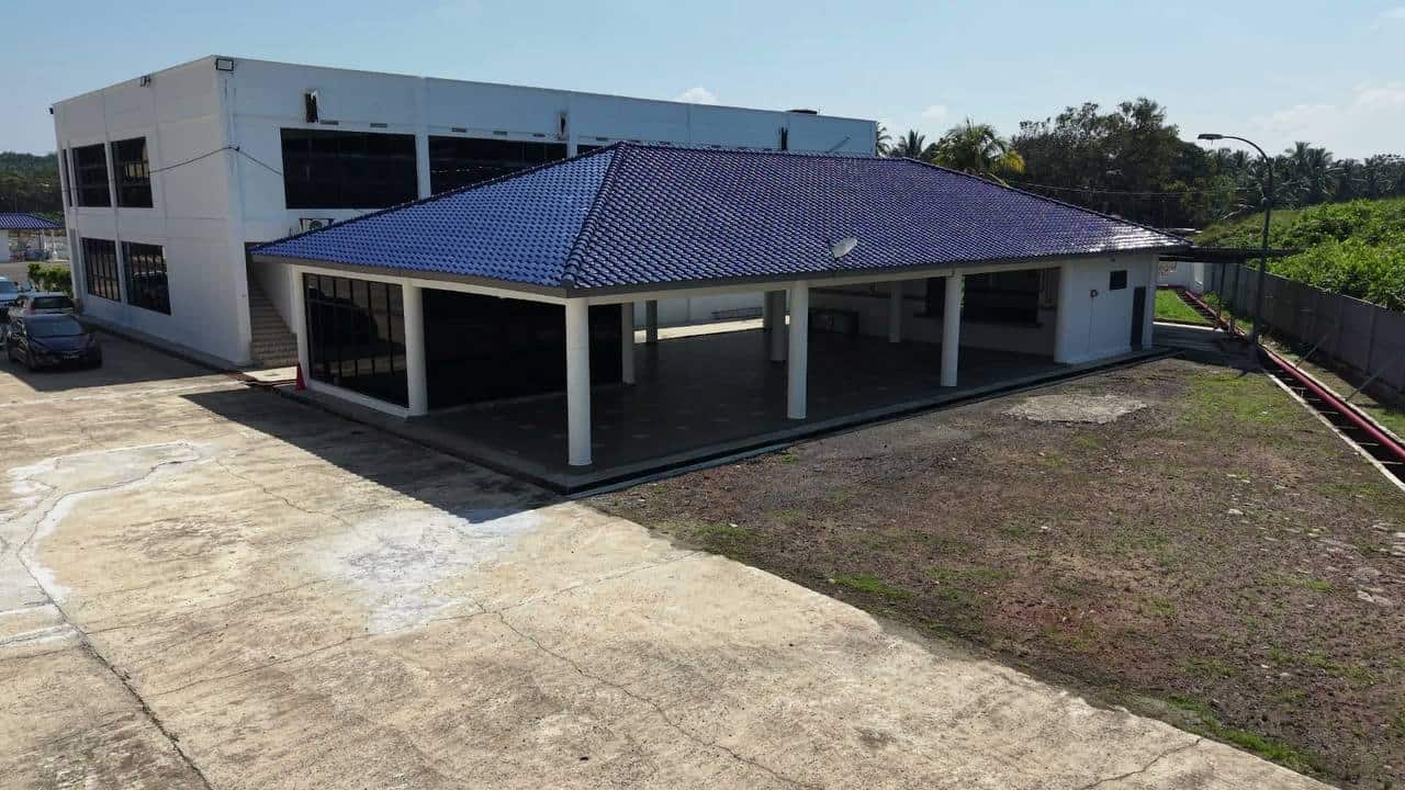 Heavy Industrial Factory Labis 4