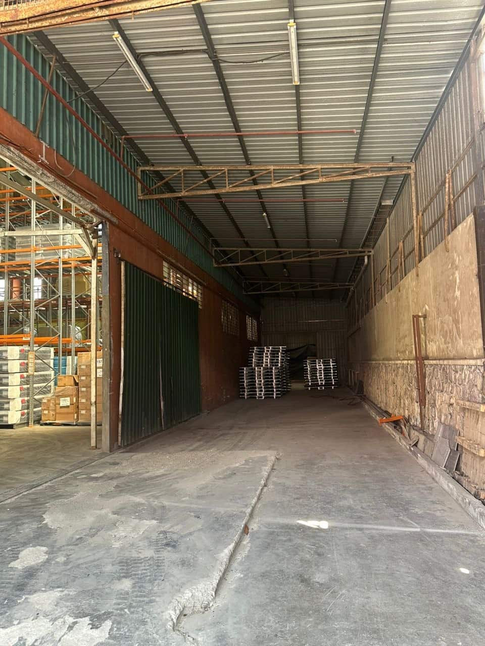 Detached Factory Desa Plentong 5
