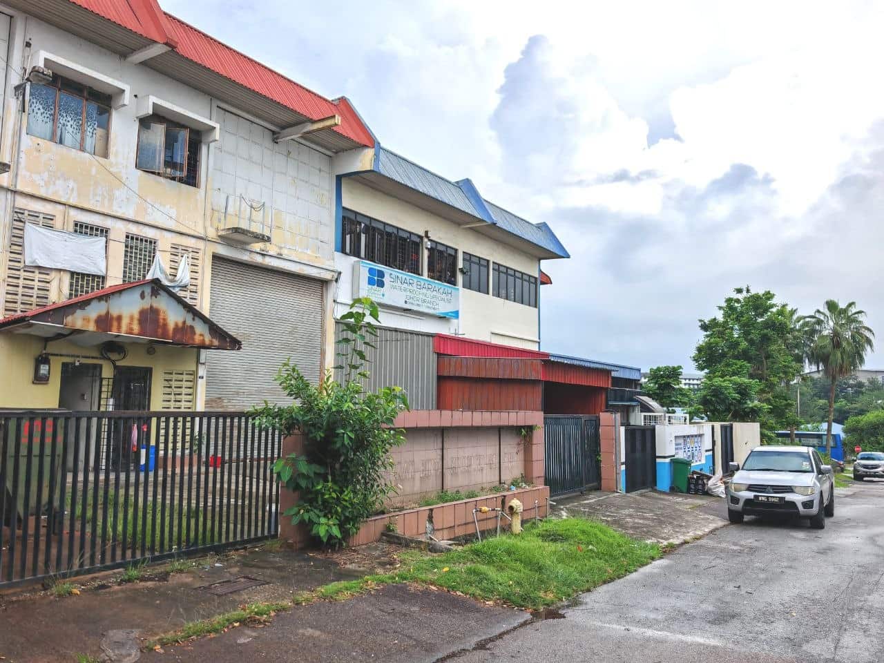 1.5 Storey Terrace Factory Tampoi 3