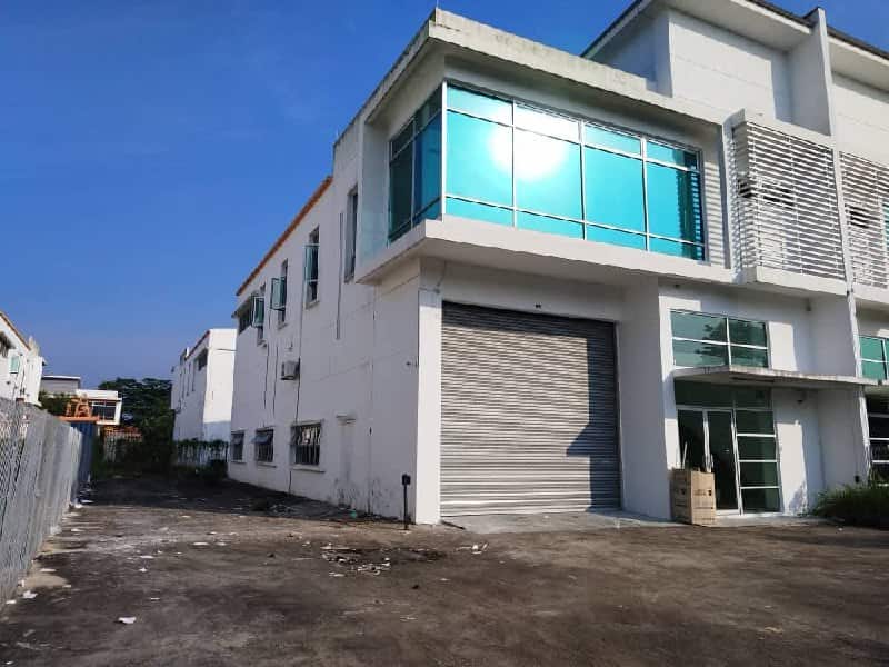 2 storey Semi D Factory Gelang Patah 1