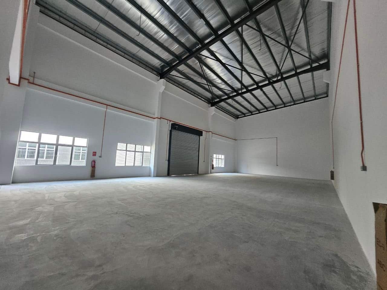 1.5 Storey Cluster Factory Desa Cemerlang 4