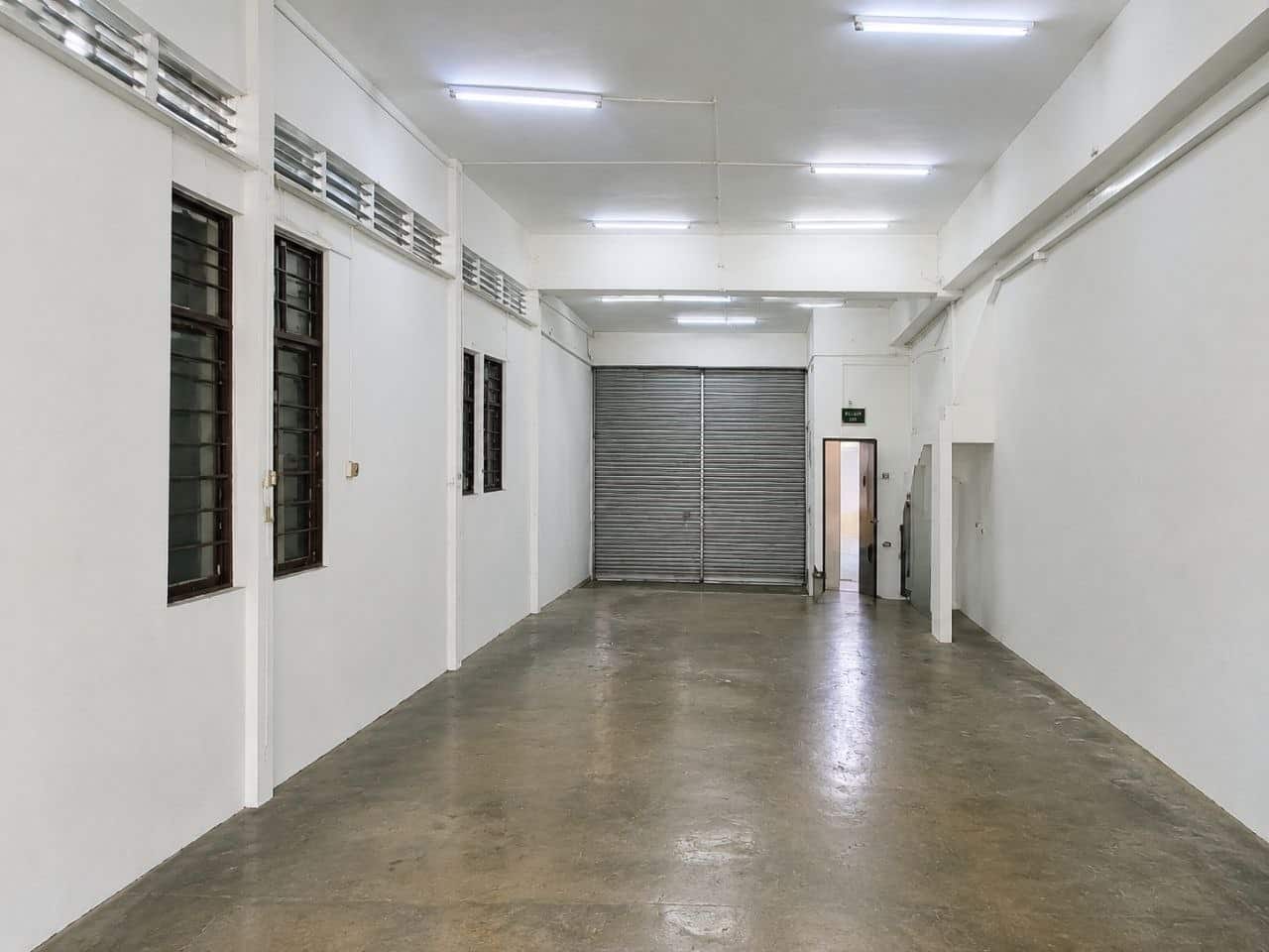 1.5 Storey Terrace Factory Taman Universiti 3