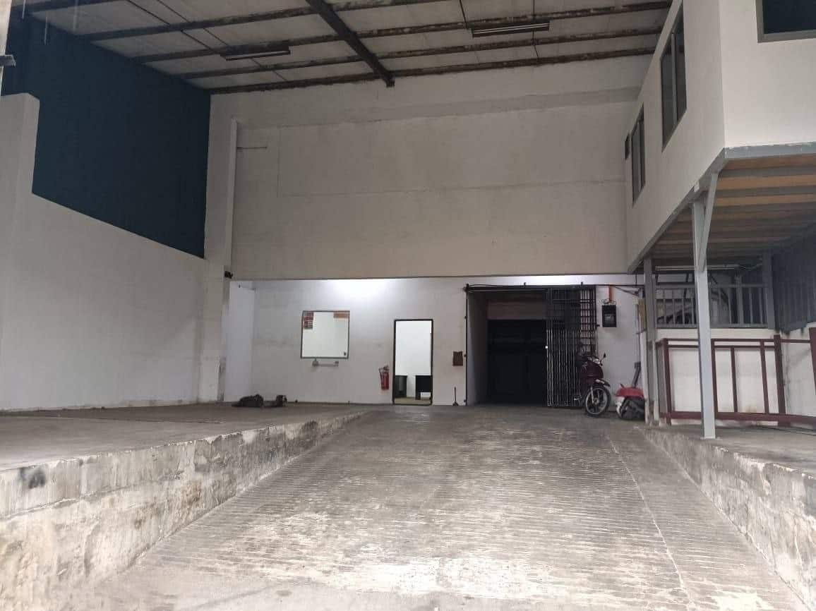 1.5 Storey Semi-detached Factory Desa Jaya 5