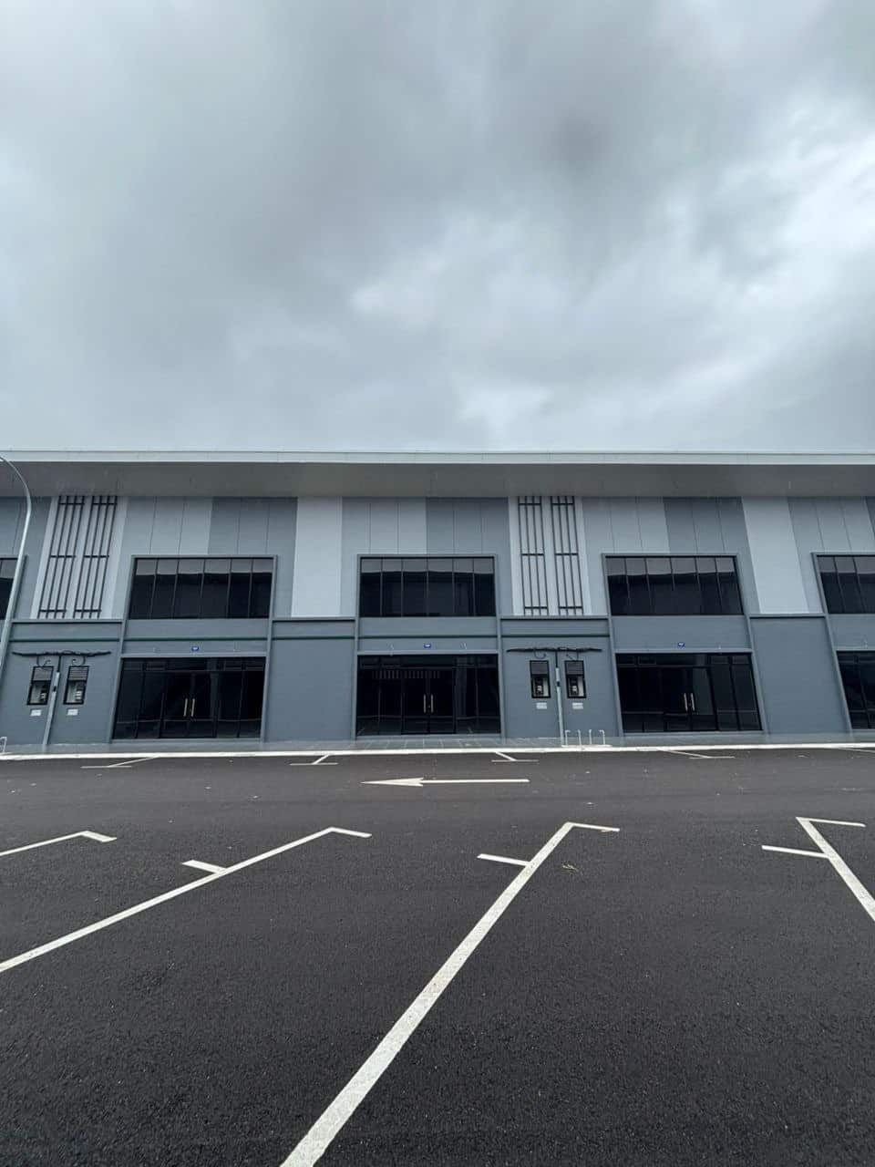 1.5 Storey Terrace Factory Empire Park 3