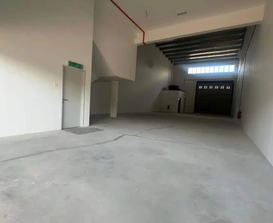 1.5 Storey Terrace Factory Empire Park 5