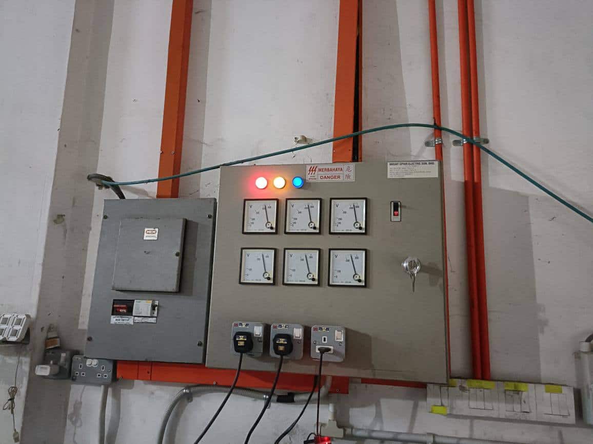 1.5 Storey Semi-D Factory Kawasan Perindustrian Timur 9