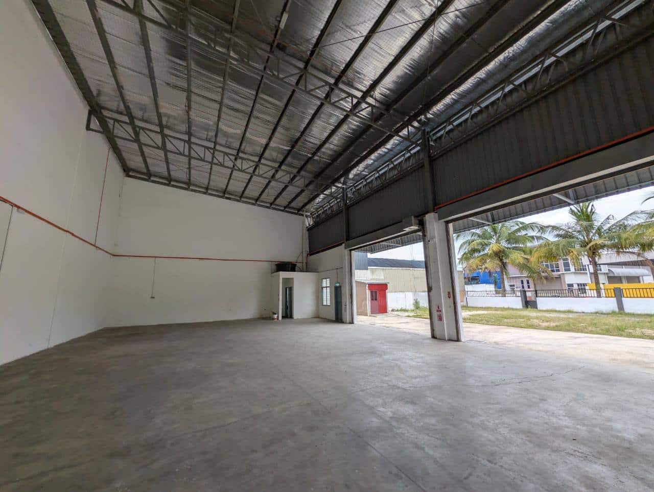 1.5 Storey Cluster Factory Corner Lagenda Industrial Park 4