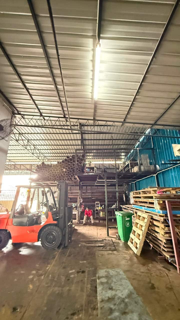 Semi-Detached Factory Kota Puteri 4