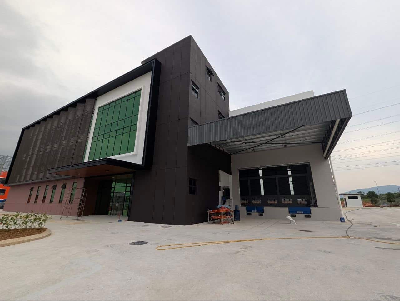 Detached Factory with 3 Storey Office Bandar Indahpura 2