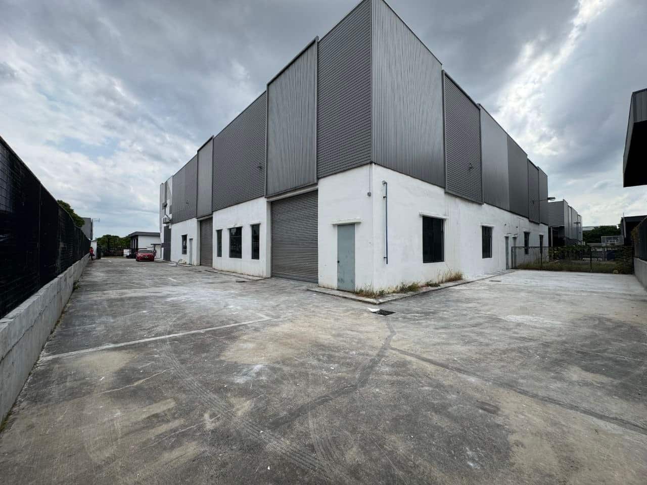 1.5 Storey Semi D Factory Eco Business Park 1@ Phase 1 1