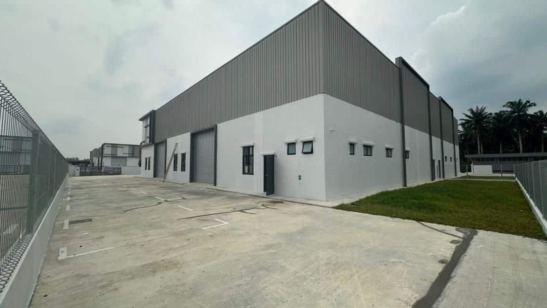 Single Storey Semi D Factory EBP 1, Phase 3 5