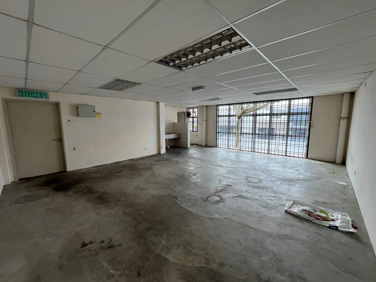 1.5 Storey Terrace Factory Senai 3