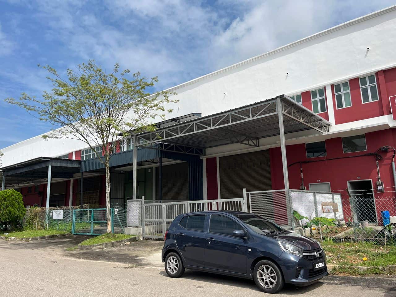1.5 Storey Terrace Factory Senai 1