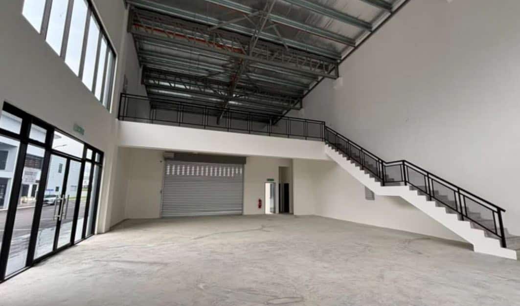 1.5-Storey Terrace Factory Indahpura Kulai (K-City) 2