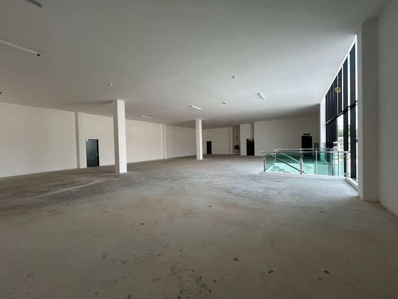 Single-storey Detached Factory with 2 Mezzanine Office Floors Impian Emas 2