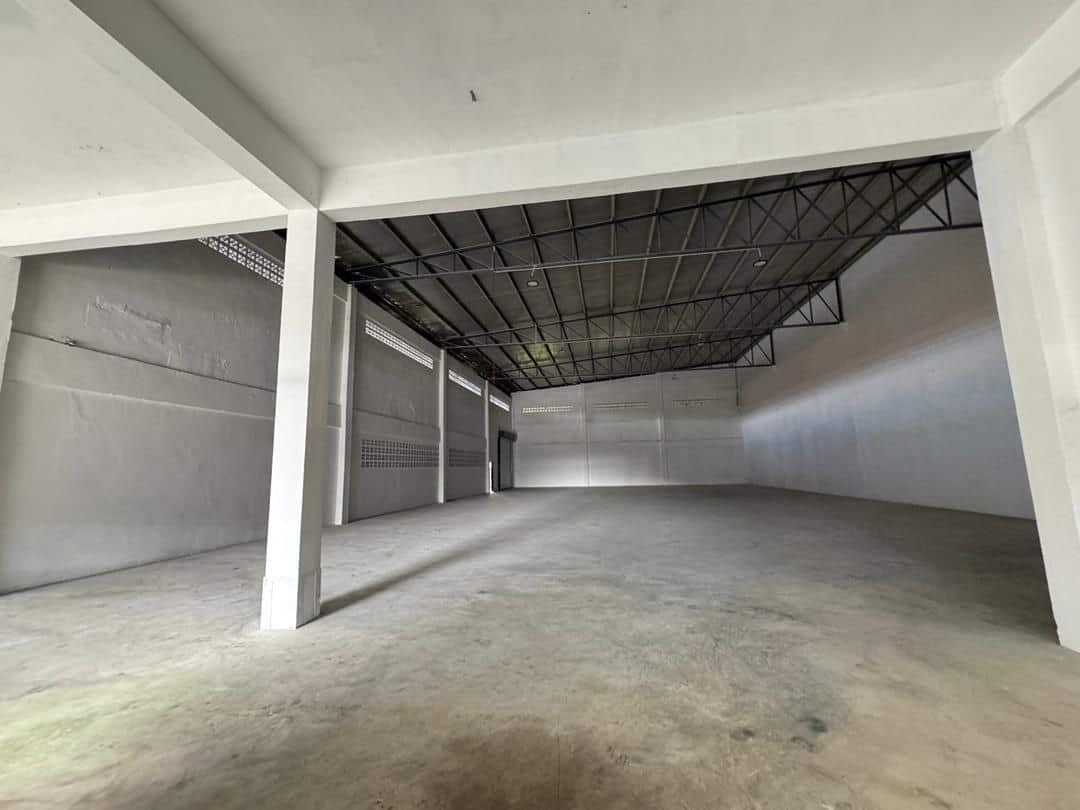 1.5-Storey Semi-Detached Factory Desa Jaya 4