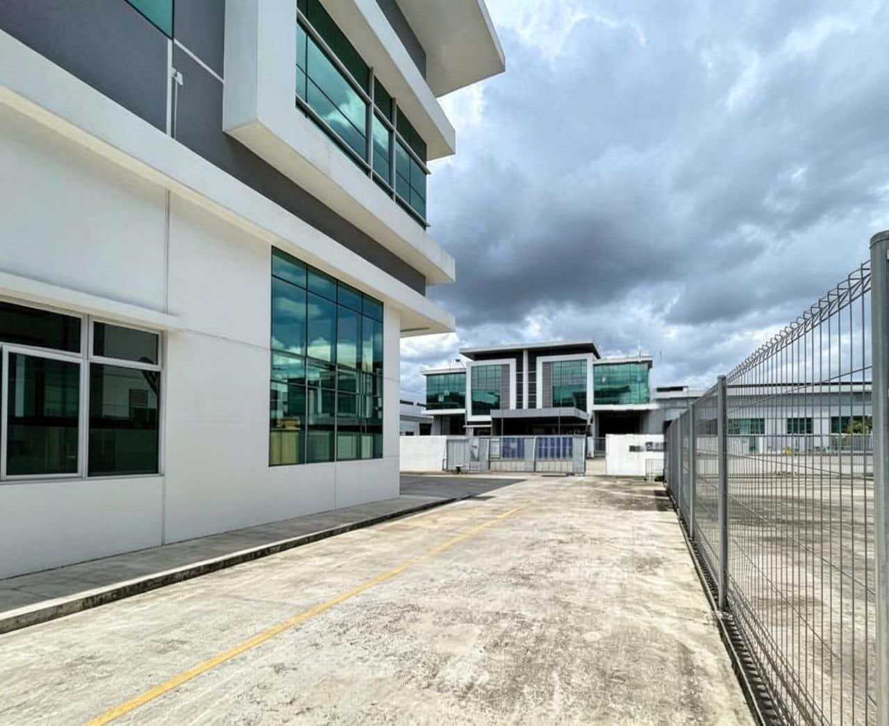 2-Storey Semi Detached Factory Taman Perindustrian Desa Cemerlang 6