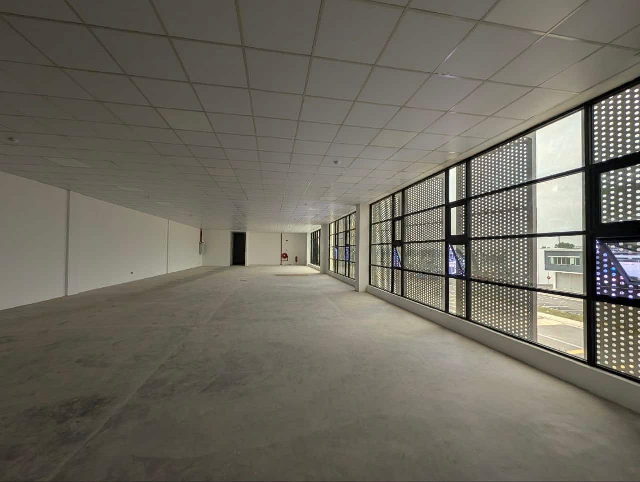 Detached Factory with 3-Storey Office Bandar Indahpura 6