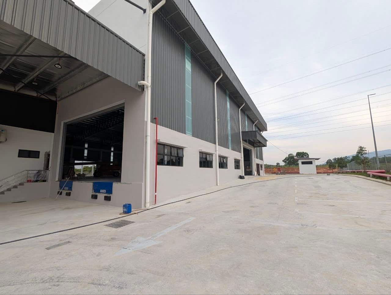 Detached Factory with 3-Storey Office Bandar Indahpura 7