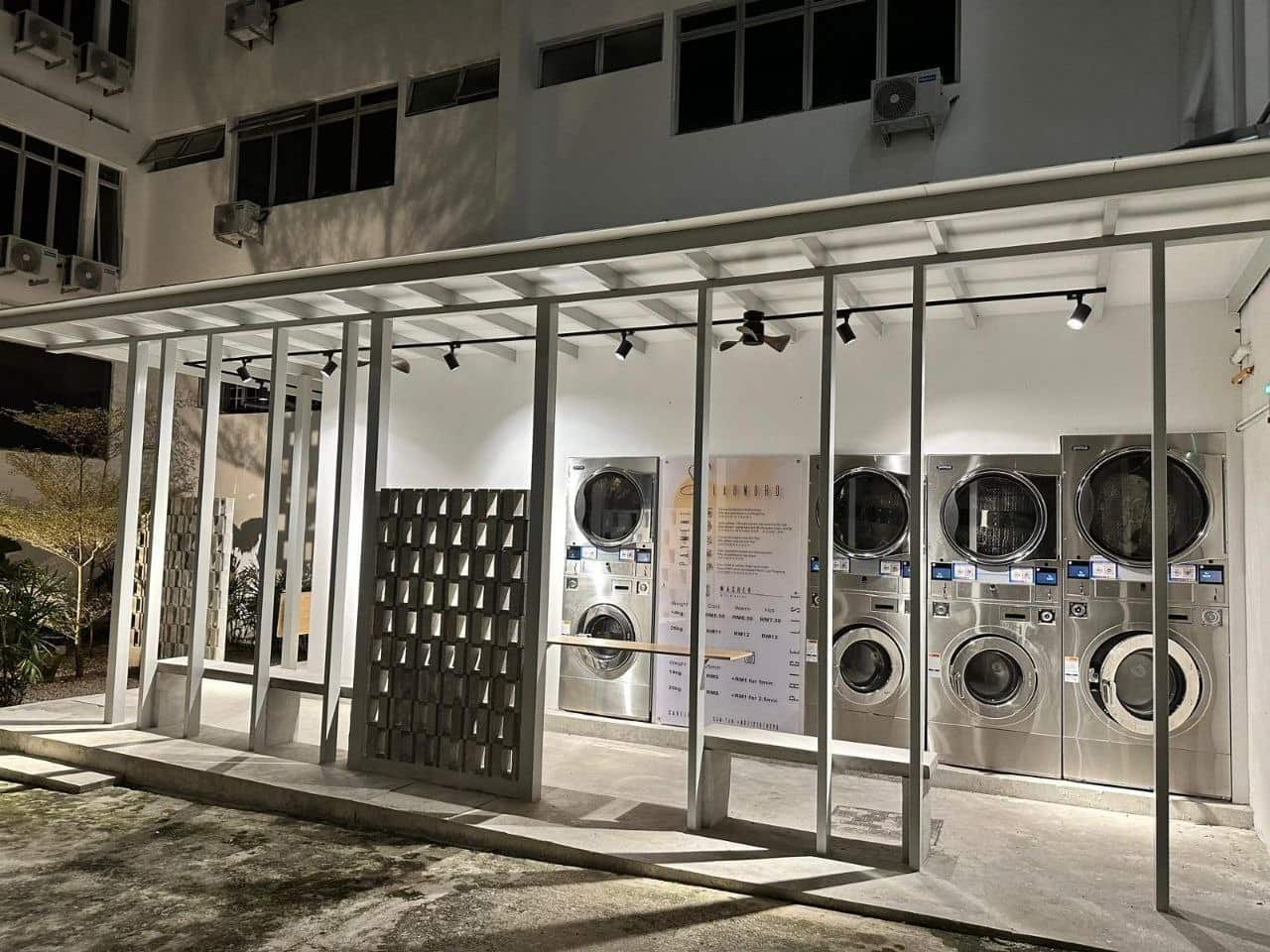 Apartment Sri Indah Court 9