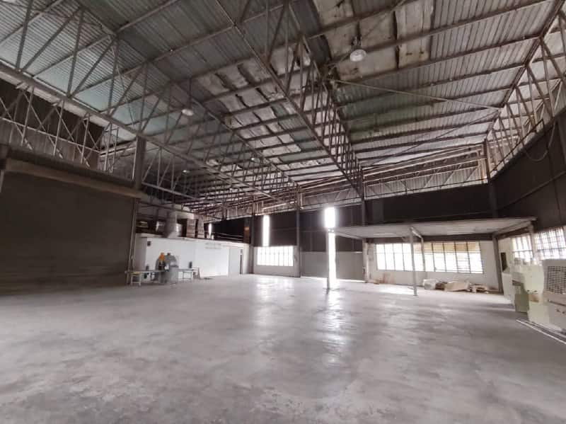 Single Storey Factory Batu 24 3