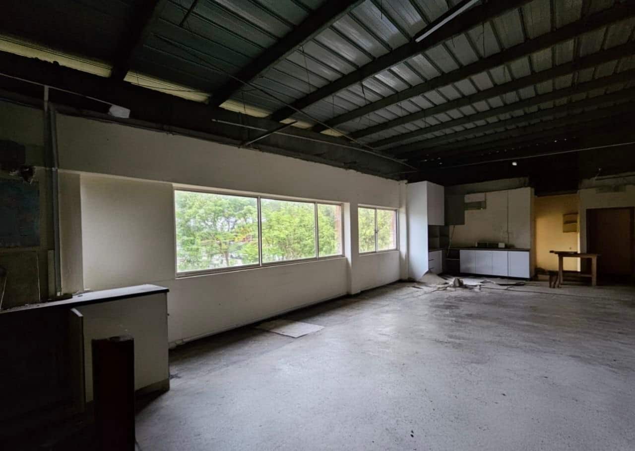 1.5 Storey Semi-D Factory Desa Cemerlang 2