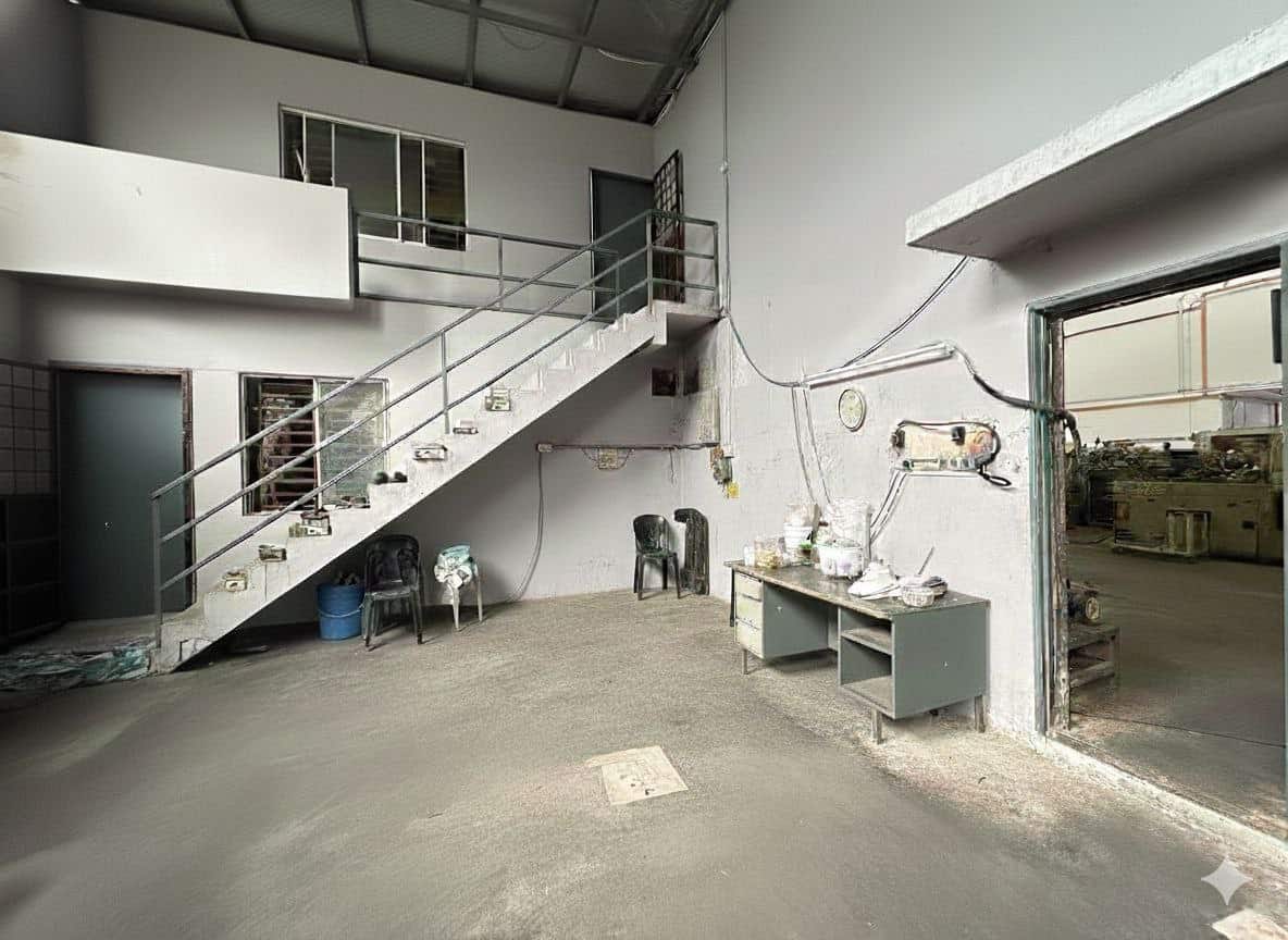 1.5-Storey Semi-Detached Factory Jalan Selatan, Taman Perindustrian Ringan Pulai 7