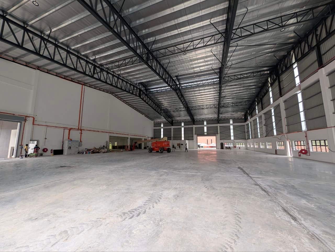 Detached Factory with 3-Storey Office Bandar Indahpura 9