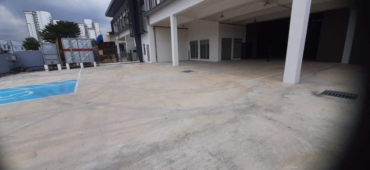 1.5-Storey Semi-D Factory Jalan Sri Wangi Taman Perindustrian Desa Plentong 1