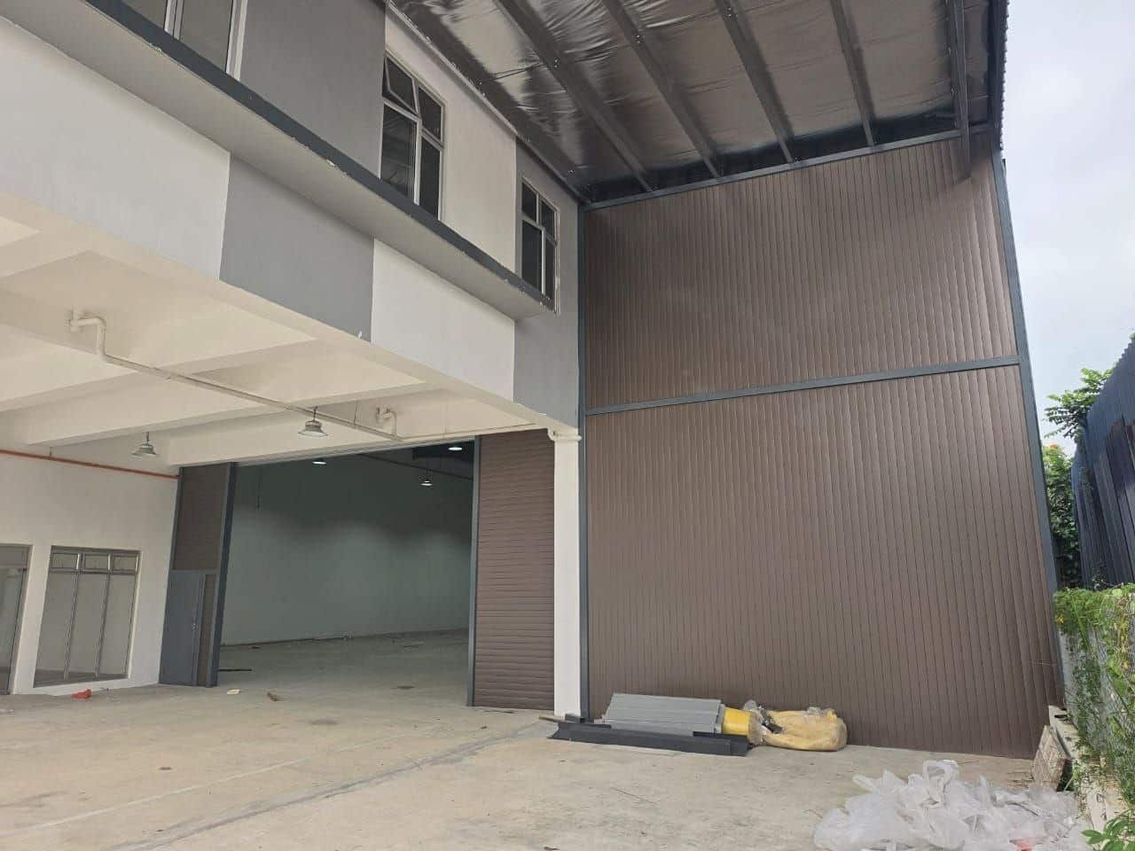 1.5-Storey Semi-D Factory Jalan Sri Wangi Taman Perindustrian Desa Plentong 2
