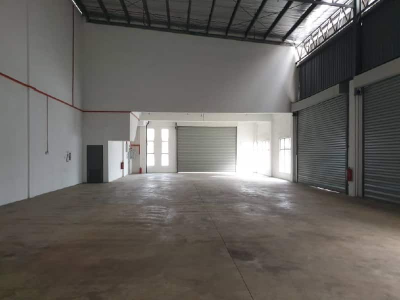 Single Storey Cluster Factory Lagenda Putra Industrial 4