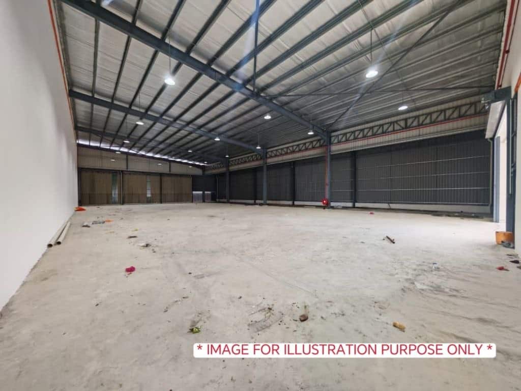 1.5 Storey Semi Detached Factory Plentong 4