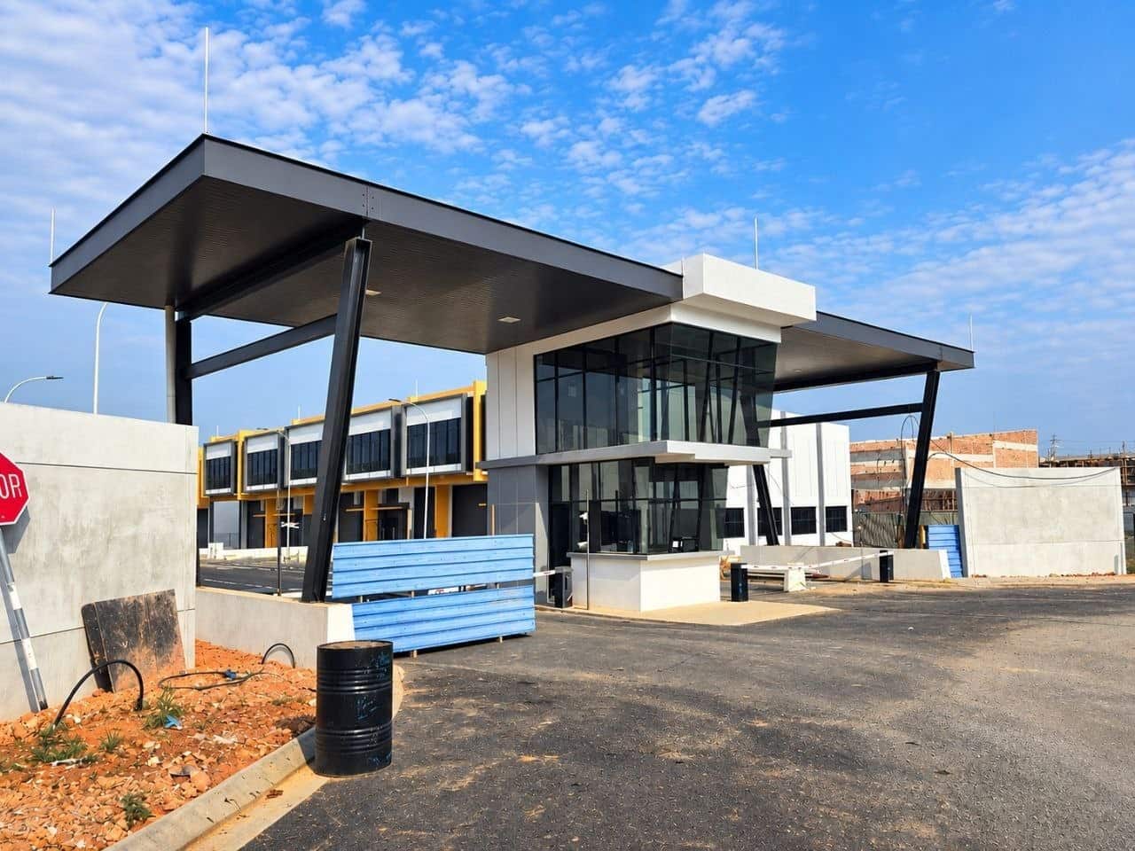 Single Storey Terrace Factory Empire Park 2