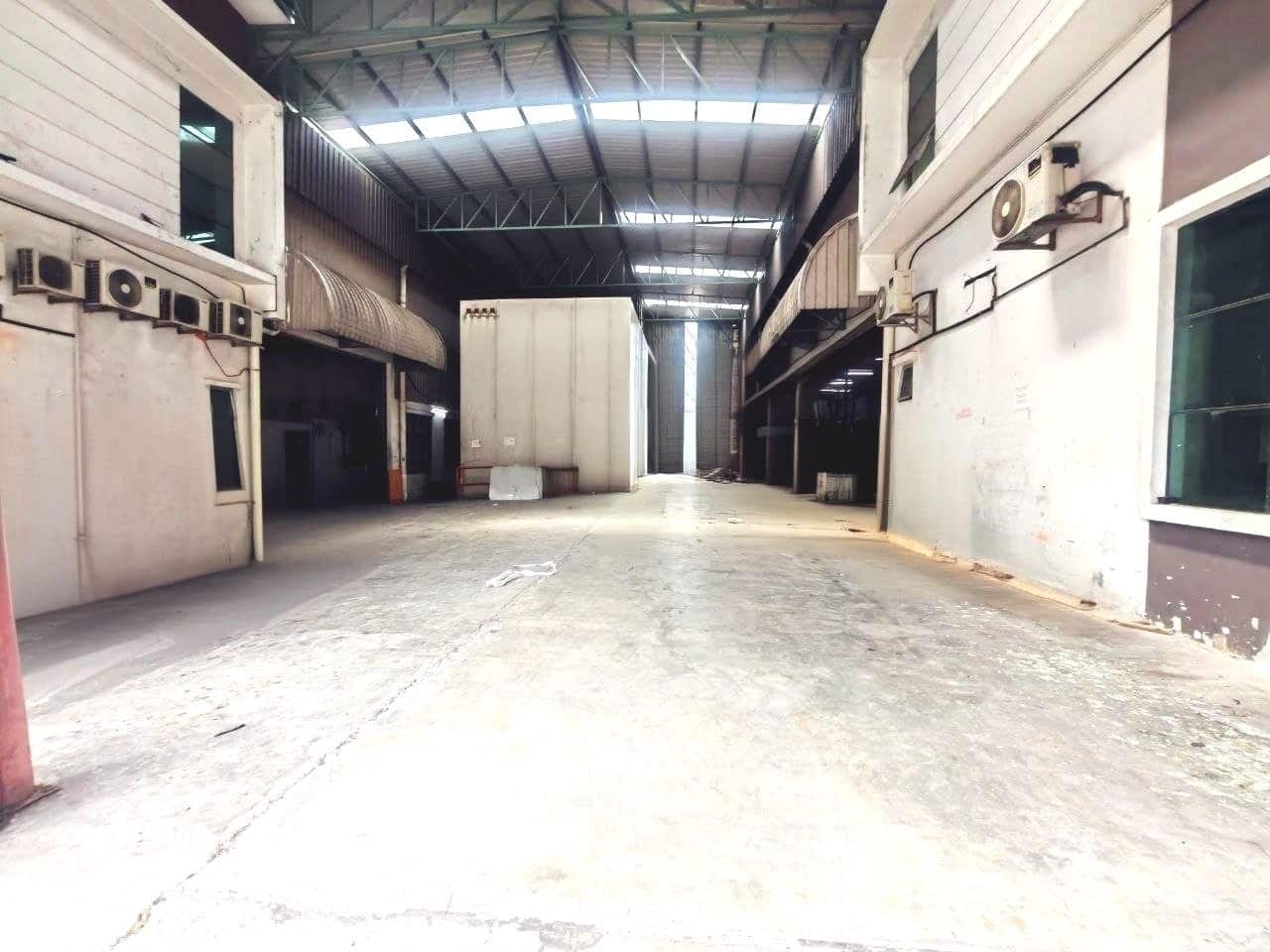 1.5 Storey Cluster Factory Jalan Kempas Utama 2