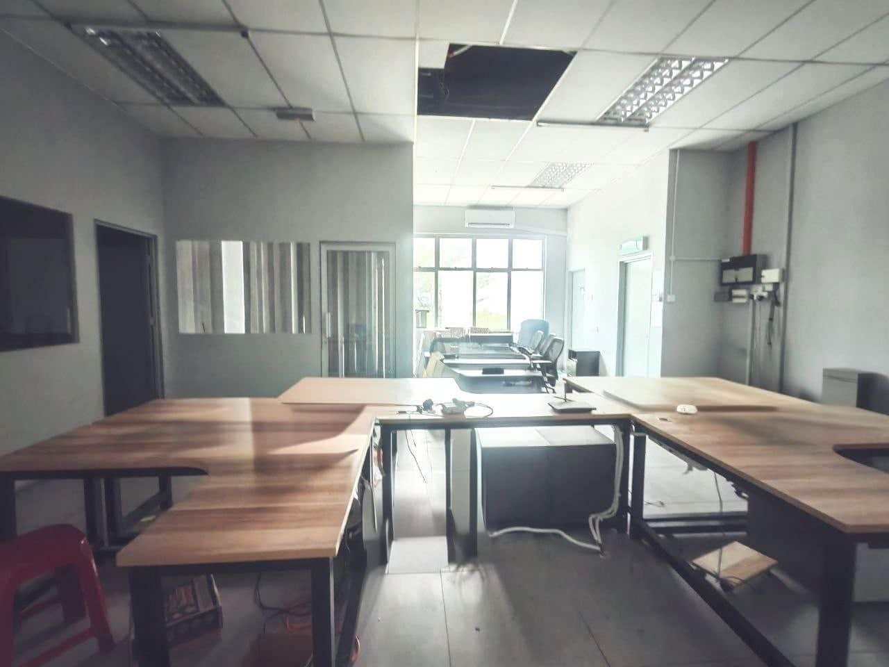 1.5 Storey Cluster Factory Jalan Kempas Utama 3