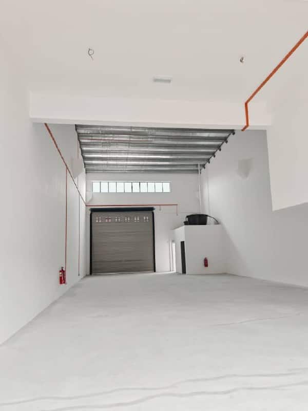 1.5 Storey Terrace Factory Empire Park 6