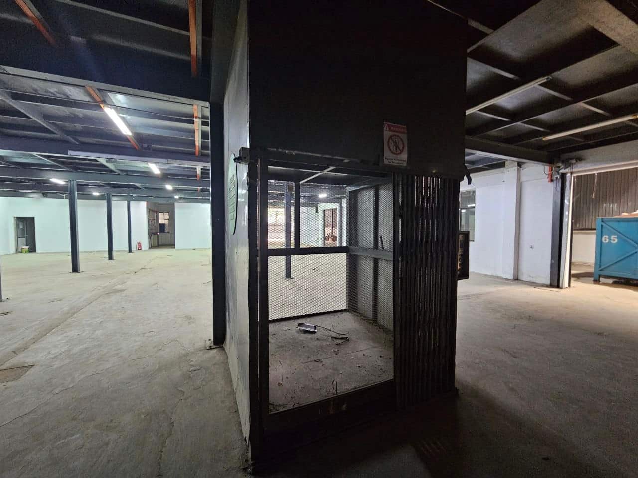 Semi-D Factory Desa Cemerlang 8