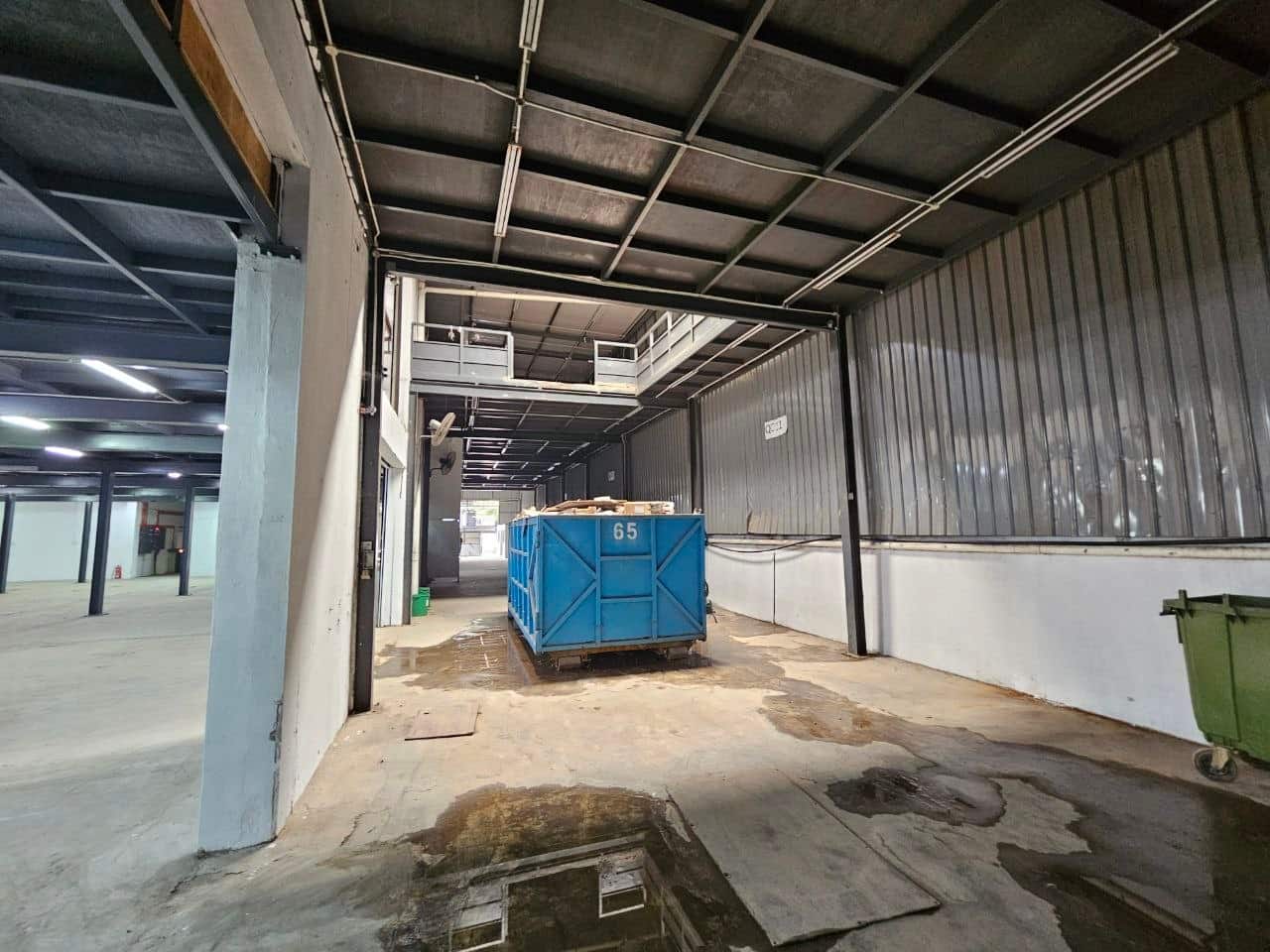 Semi-D Factory Desa Cemerlang 7