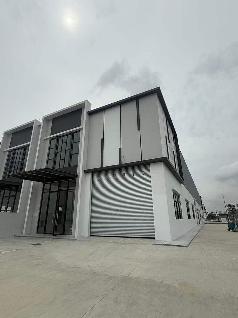 Corner Cluster For Sale
Listed Date :  21/9/2026

… 3