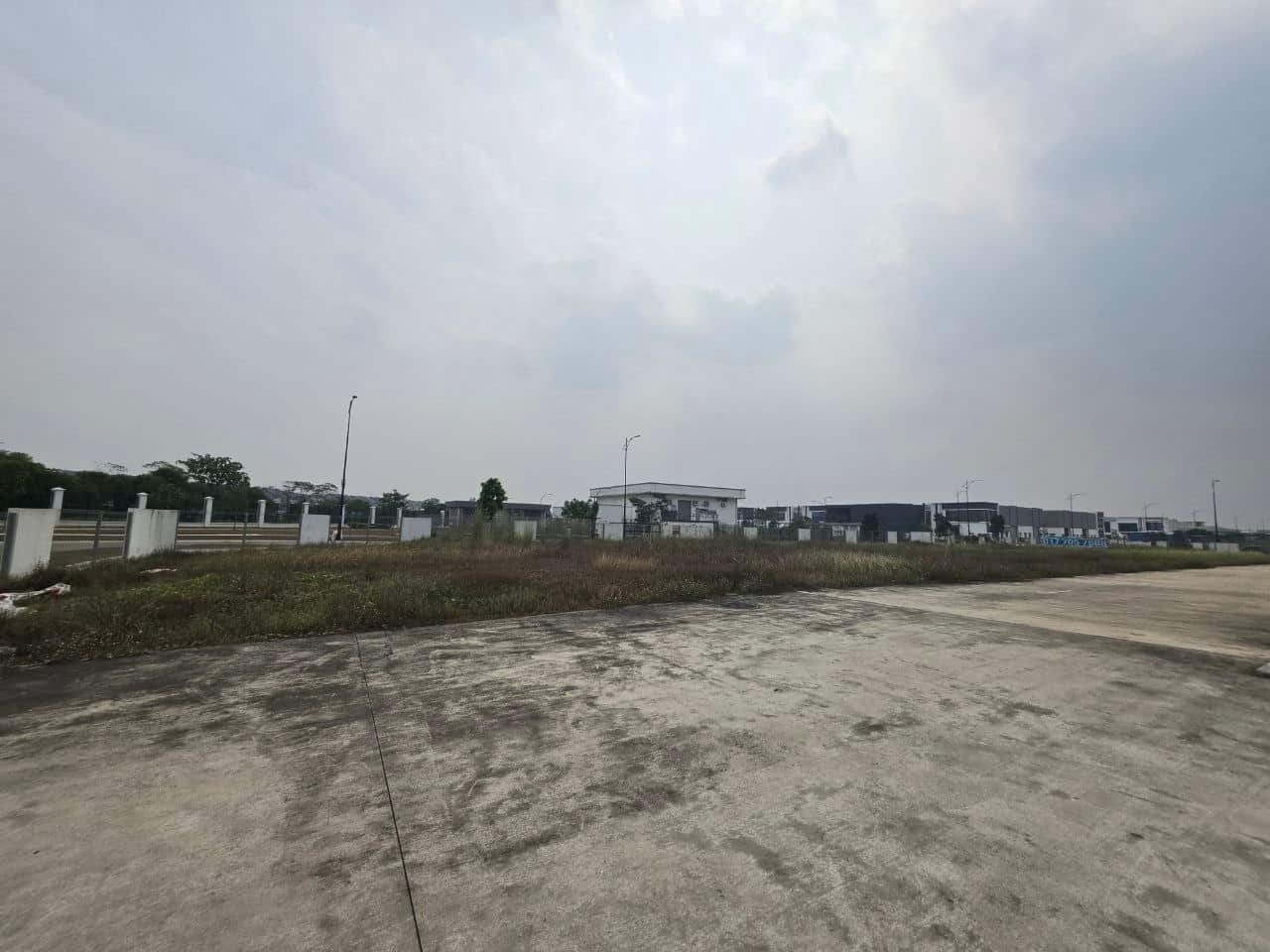 Listed Date :  21/9/2026

Location : Jalan Keluli,… 5