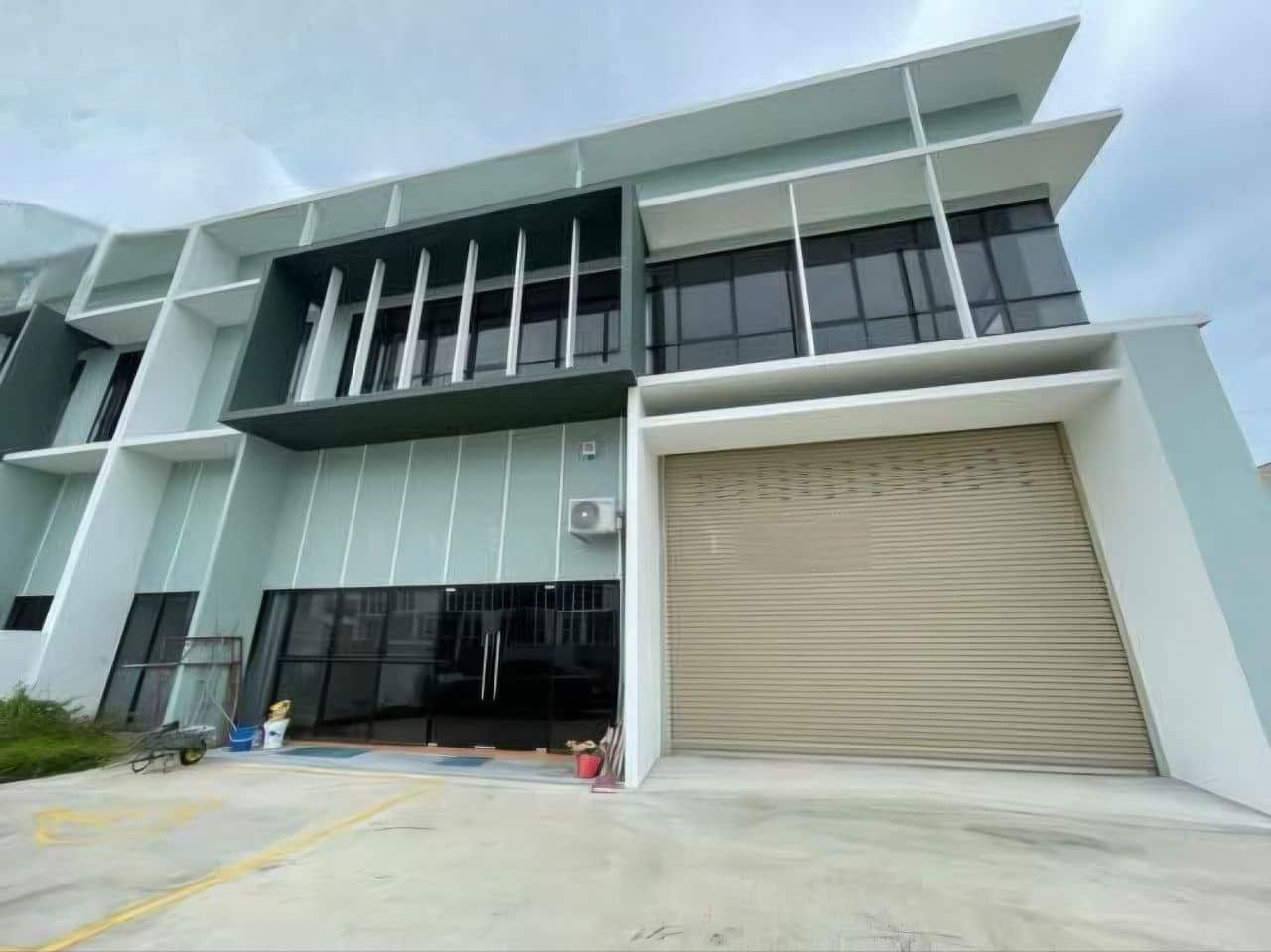 For Sale

Desa Cemerlang 🏭
Jalan Gemilang, Taman P… 11
