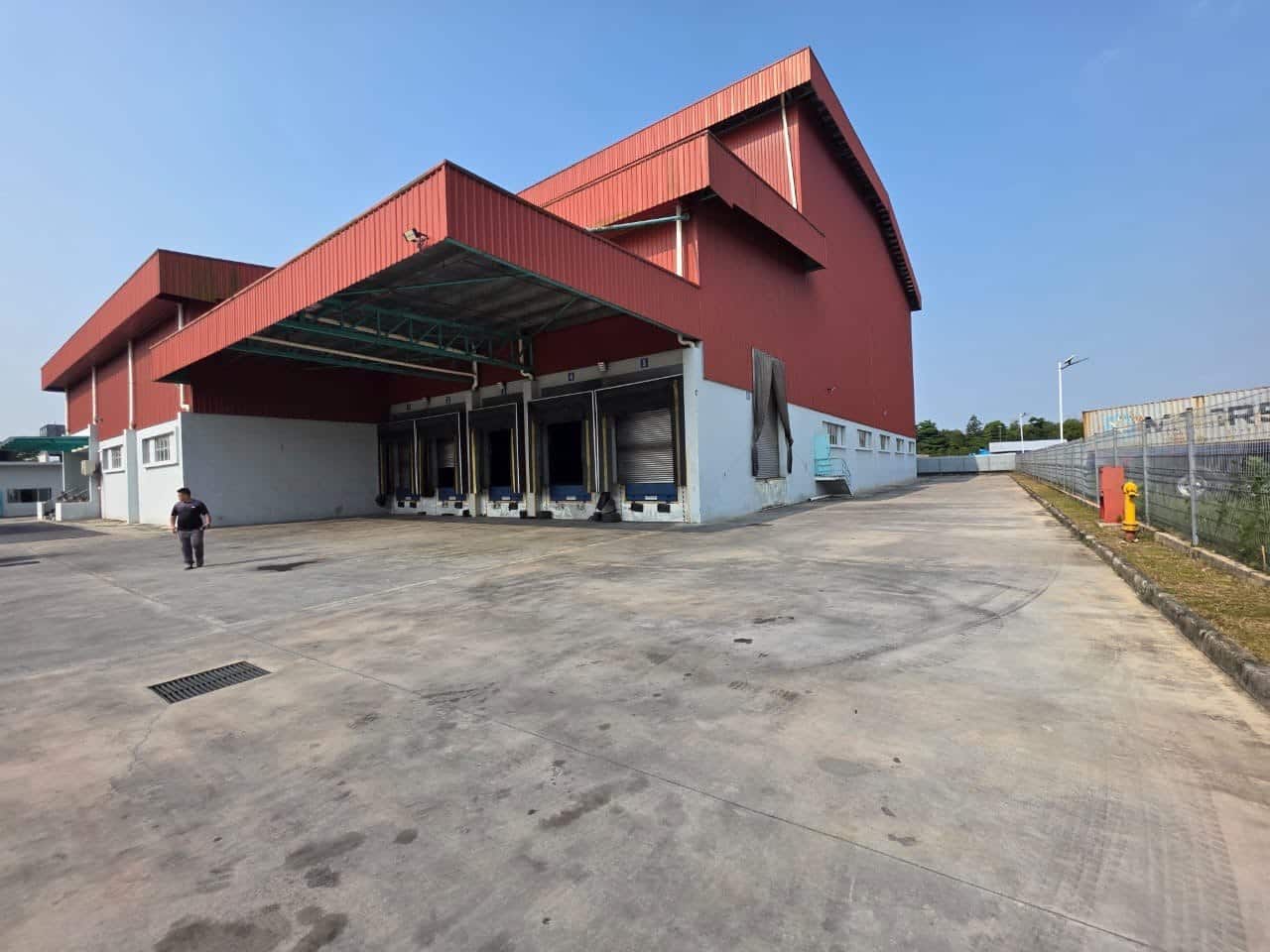 FOR RENT（SL3006）

Excellent condition Detached Fac… 2