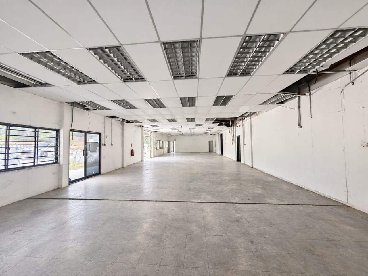For Sale/Rent

Jalan Cyber 2 @ Senai

Listing Date… 7