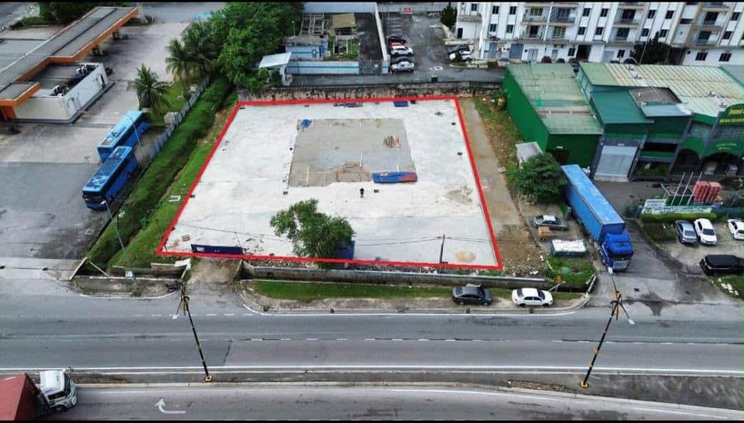For Rent

Location Tampoi
Beside main road 
Commer… 5