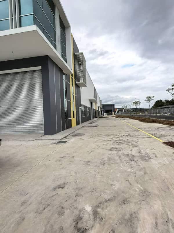🏭 FOR RENT | 1.5 STOREY CORNER CLUSTER FACTORY @ T… 4