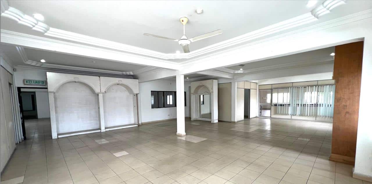 Factory with Office Tampoi 1