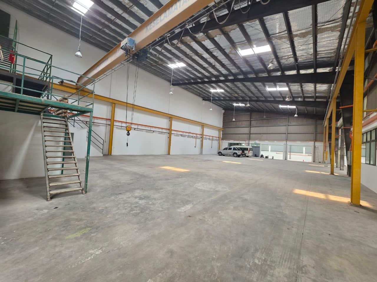 Semi-D Factory Desa Cemerlang 4