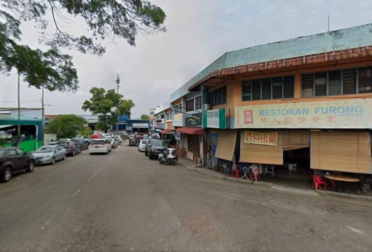 1.5-Storey Semi-D Factory Johor Jaya 4